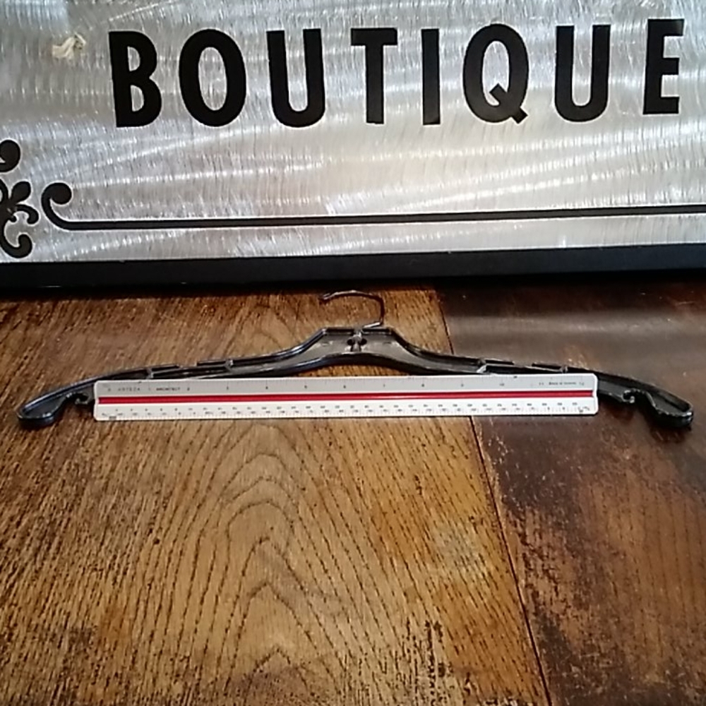 Professional Clothing Store Grade Hangers